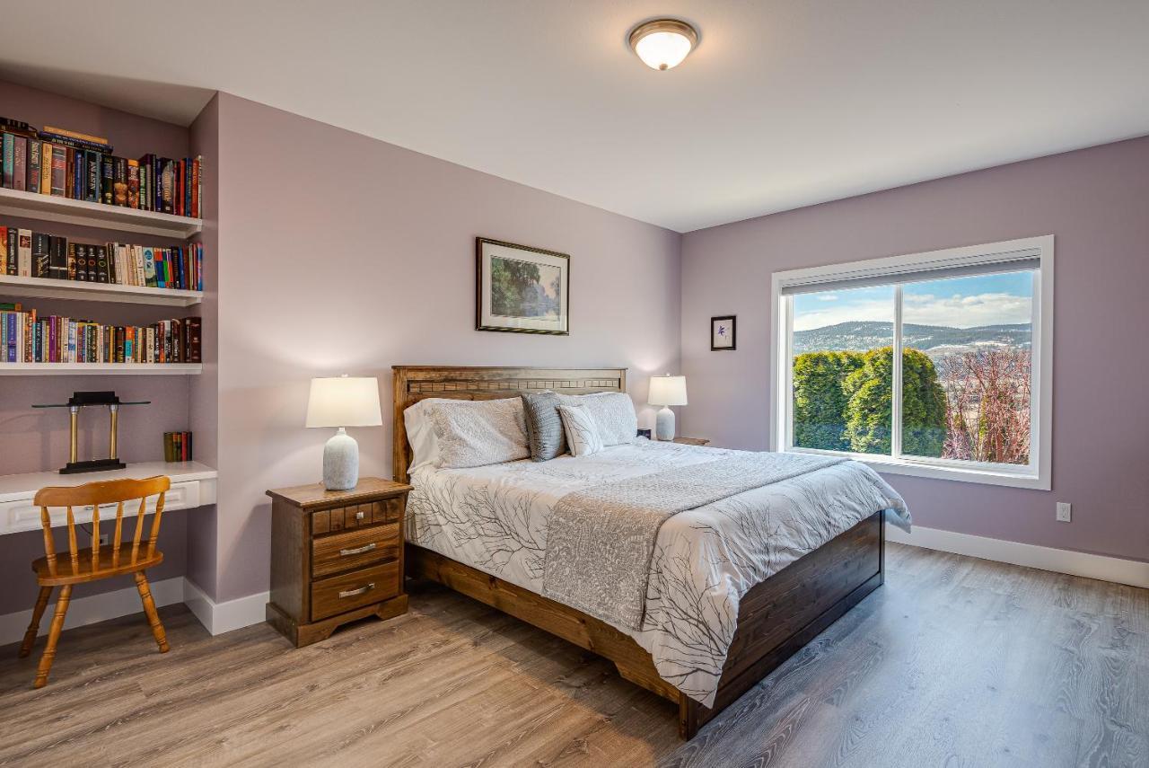 Adela'S Bed And Breakfast Вест-Келоуна Экстерьер фото